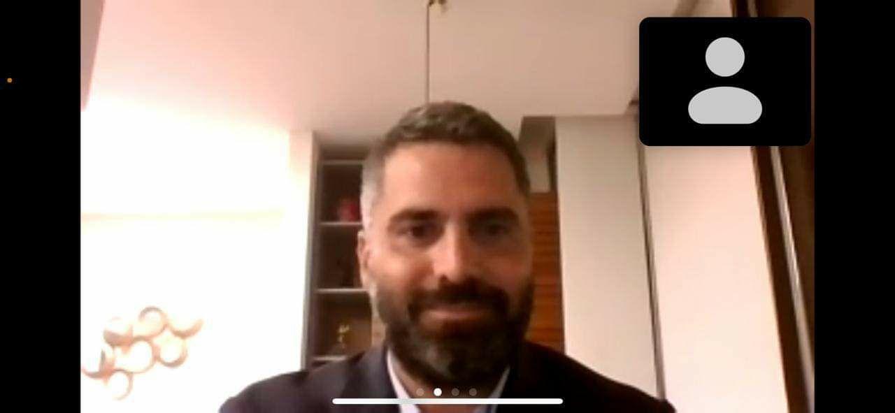 اقام قسم القانون اليوم محاضرة الكترونية استضاف فيها الدكتور غادي مقلد، مدير قسم التسجيل ورئيس قسم القانون العام في كلية الحقوق في الجامعة الاسلامية في لبنان