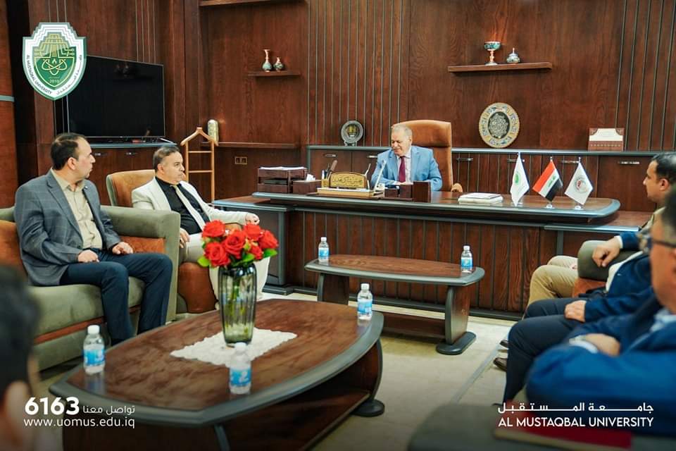 السيد رئيس جامعة المستقبل يلتقي بالفريق البحثي المساهم في انجازات دخول الجامعة في تصنيف التايمز