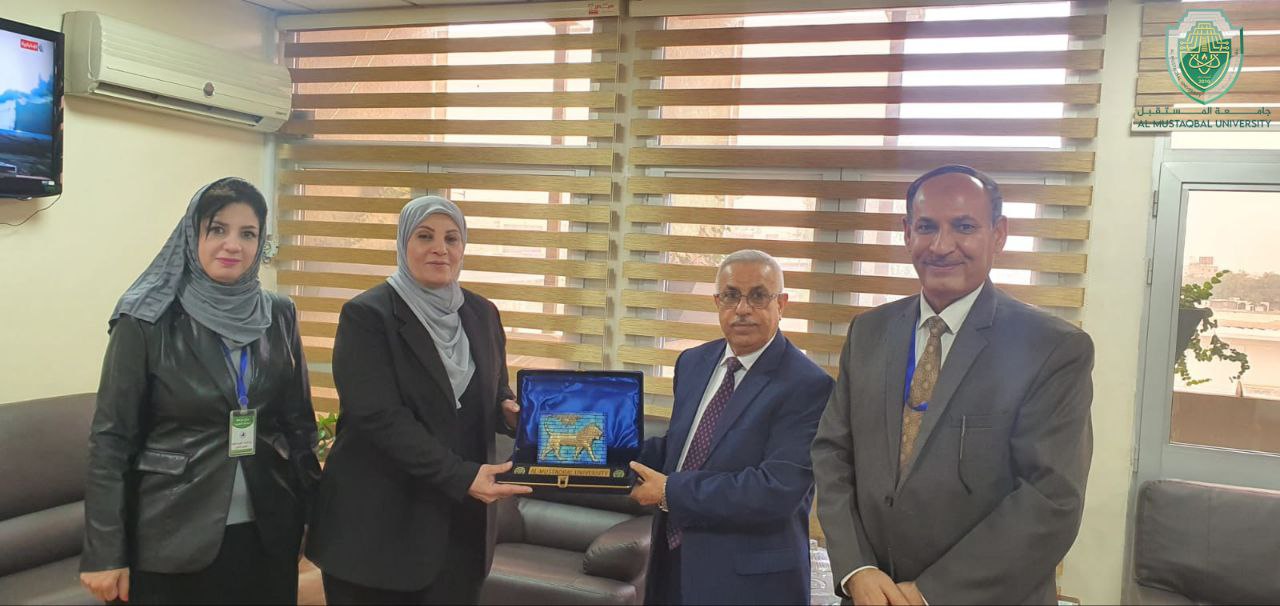 وفد من جامعة المستقبل يزور وزارة التخطيط و يلتقي بعدد من المسؤولين في الوزارة 