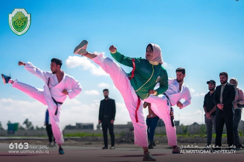 نظمت كلية التربية البدنية وعلوم الرياضة في جامعة المستقبل عرضًا للفنون القتالية والكاراتيه 
