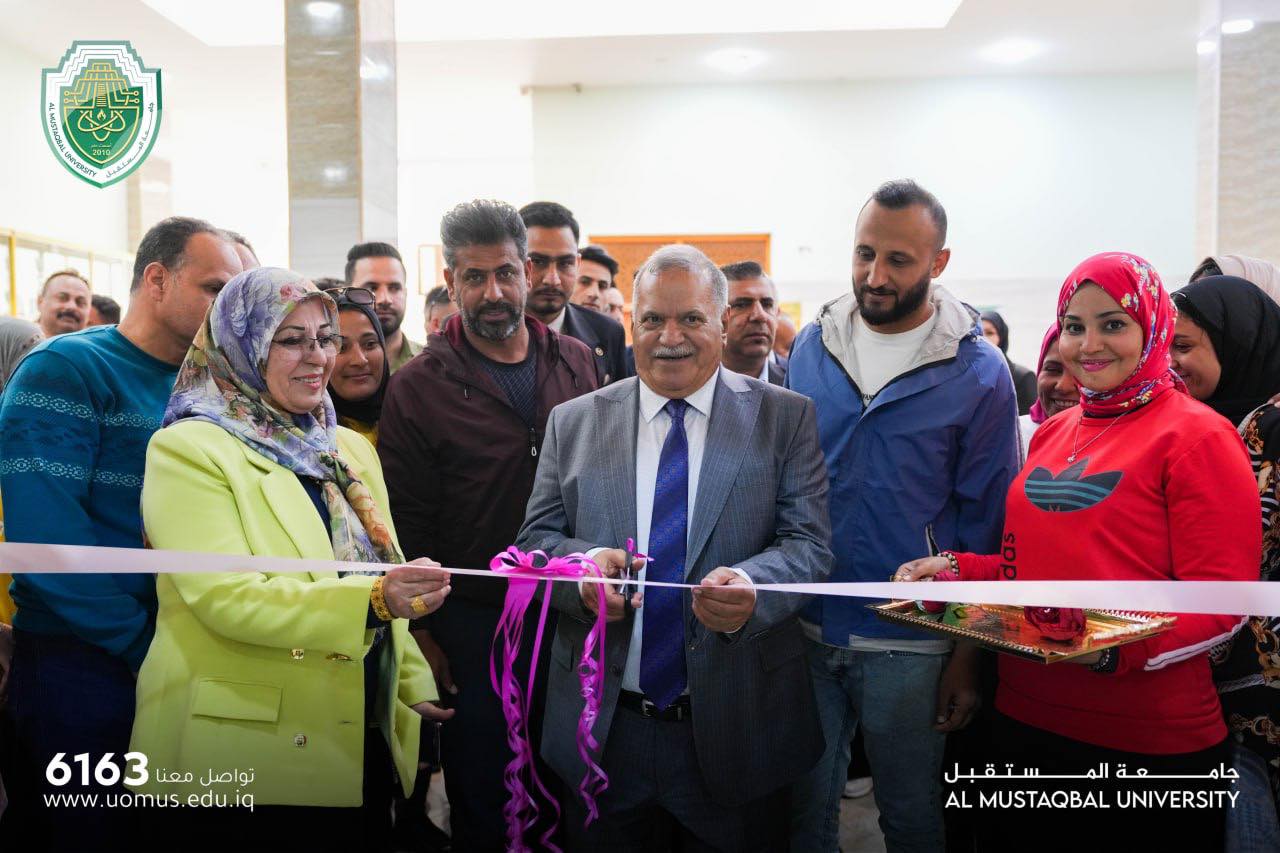 رئيس جامعة المستقبل يفتتح مكتبة كلية التربية البدنية وعلوم الرياضة 