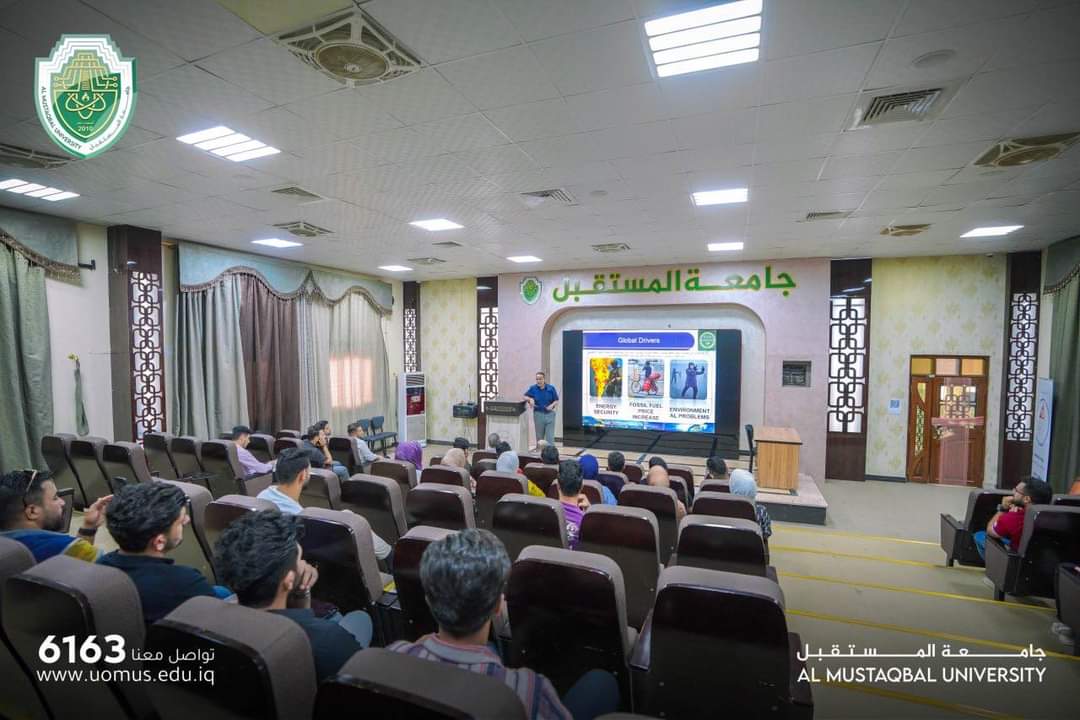 اليوم الأول من الدورة التدريبية بعنوان "مفاهيم وأسس الطاقة المتجددة"