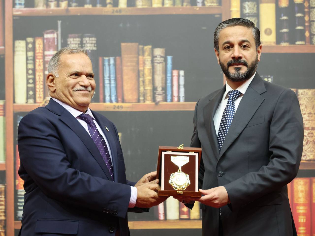 جامعة المستقبل تحصد جوائز الجامعة المتميزة في يوم العلم.