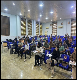 القاعة النظرية