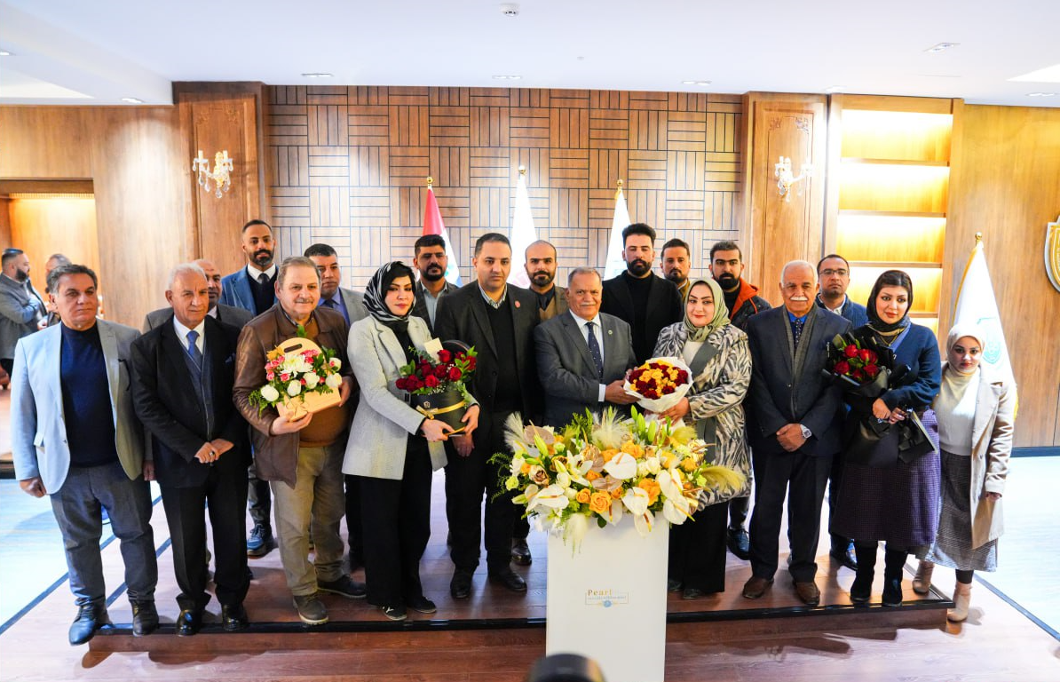 تقديم التهاني لرئاسة الجامعة