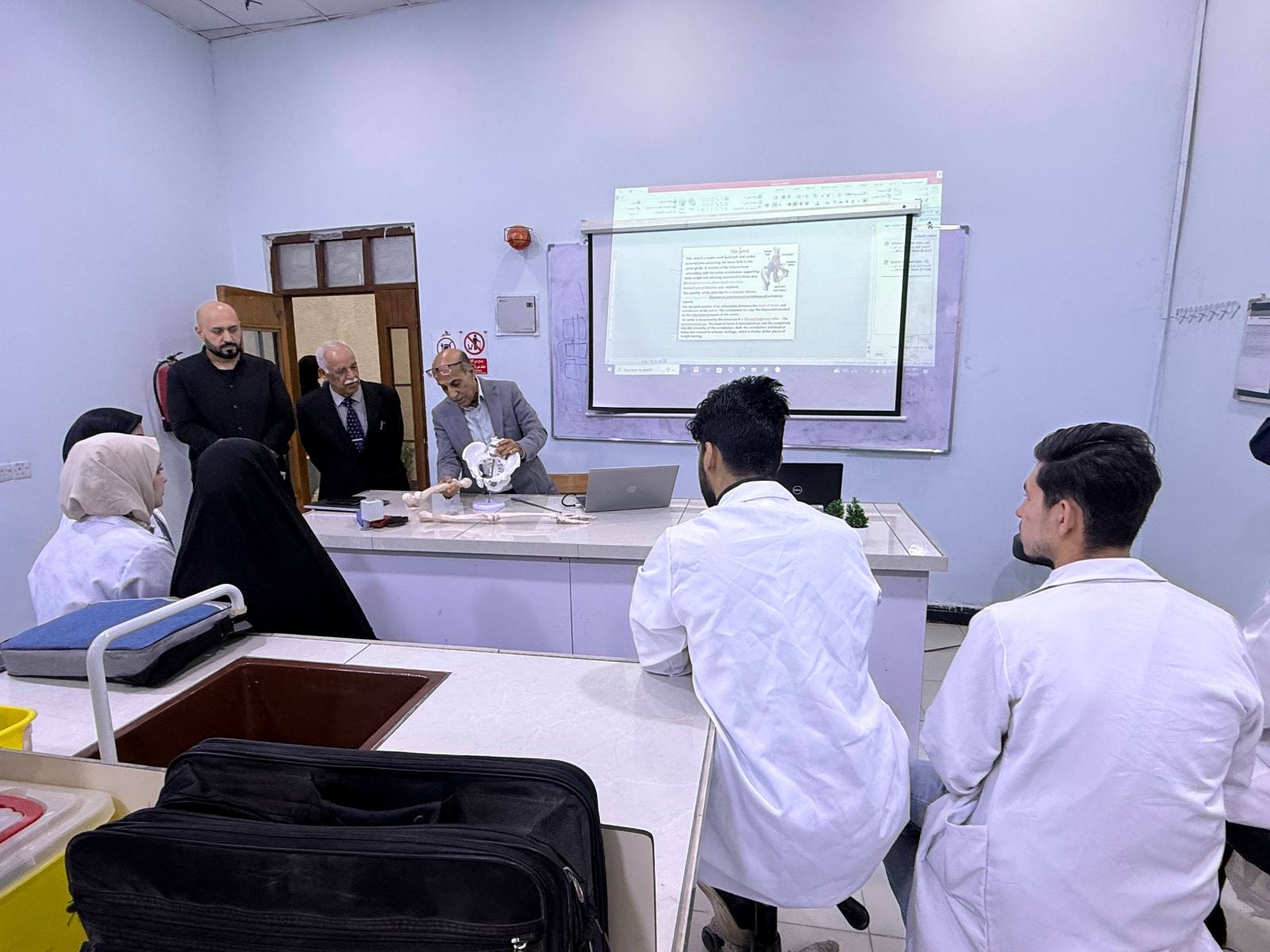 "A picture of students from the Department of Medical Rehabilitation Technology and Physiotherapy in the laboratories.