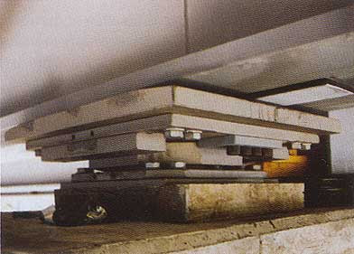 مقالة لتدريسية في قسم الهندسة الكيمياوية م.م زينب حسن علي بعنوان وسائد المطاط في الجسور: أهميتها، أنواعها، ووظائفها الهندسية.