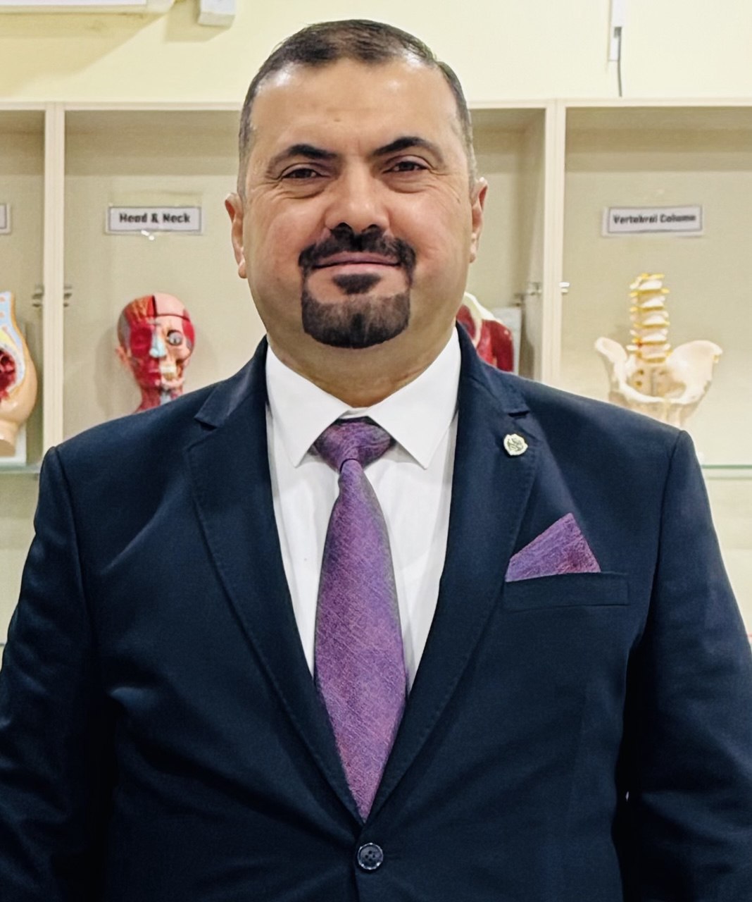 عميد الكلية